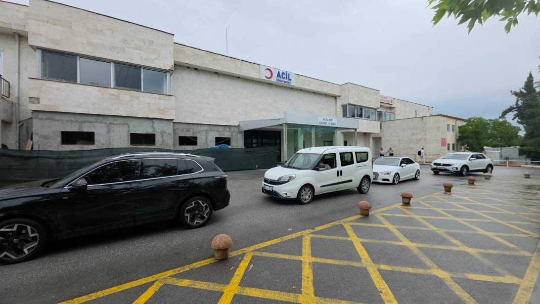 Parkta oynayan kızını ve eski eşini vurdu: 1 ölü, 1 yaralı 4